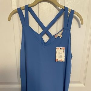 NWT Pink Rose Sleeveless Blouse Light Blue Size L